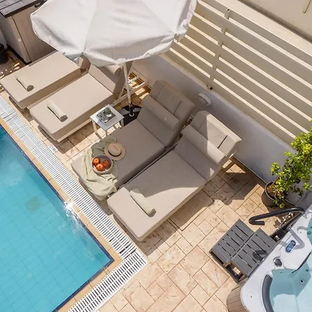 View 2 -fig Tree Bay-jacuzzi-hot Tub